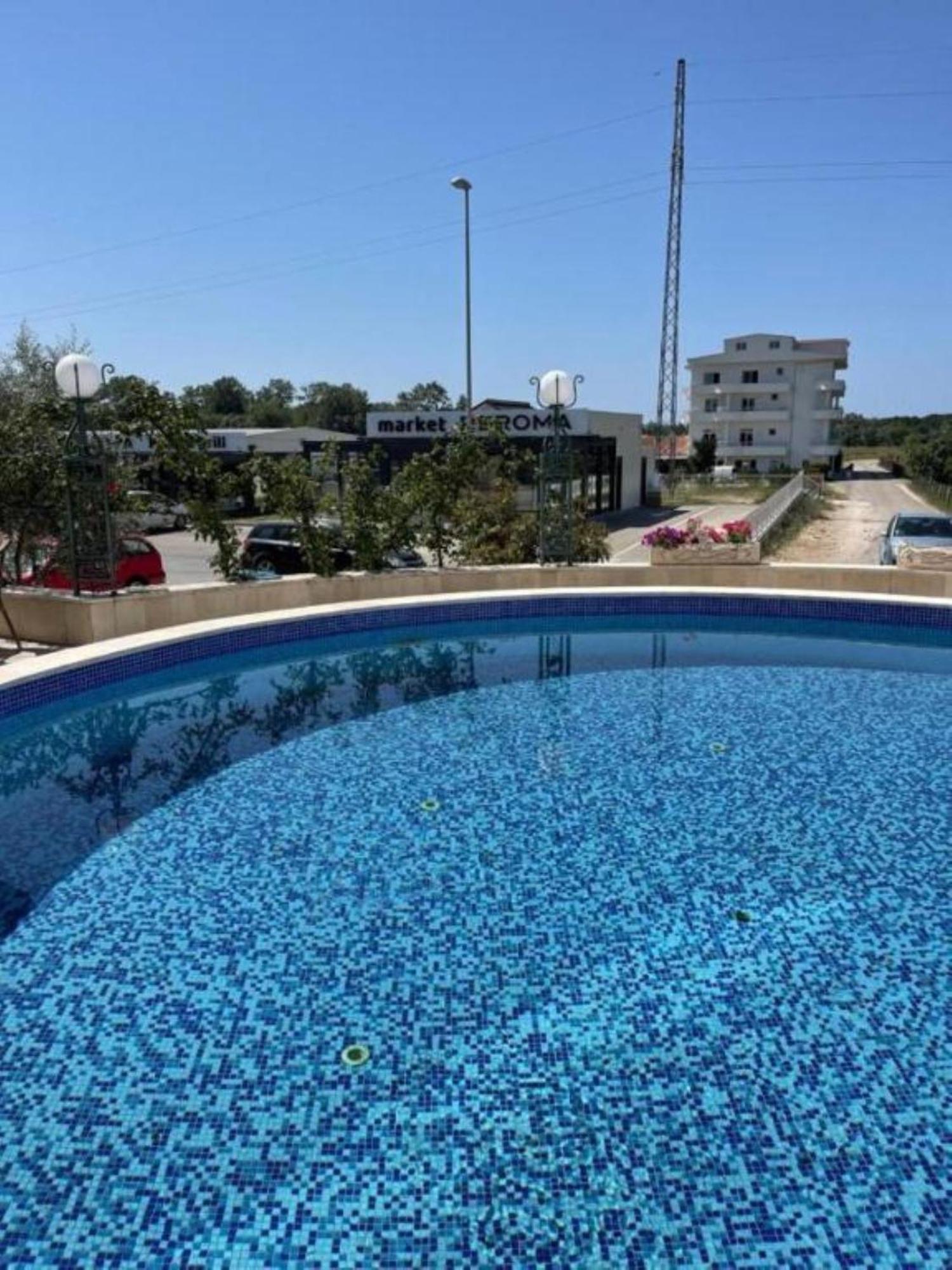 אולסינץ' Imperial Hotel מראה חיצוני תמונה